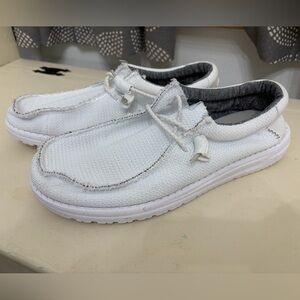HEY DUDE All-White Men’s Wally Loafers Size 12